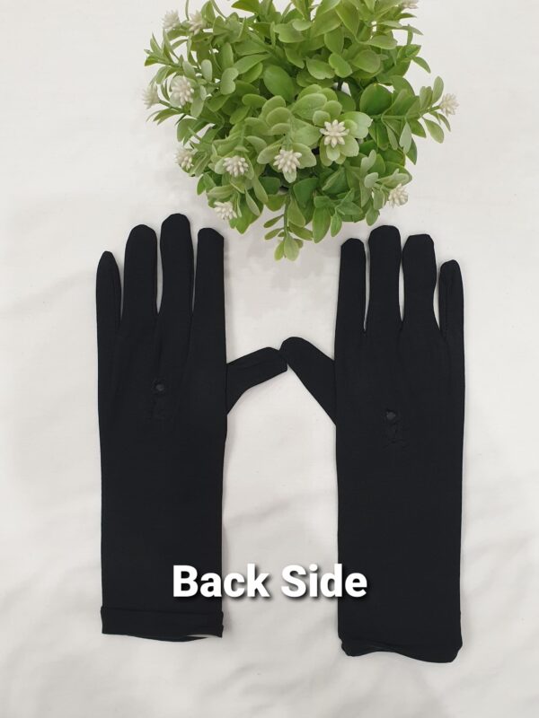 Black Nylon Hijabi Gloves – Elegant Coverage with Floral Motif - Image 2