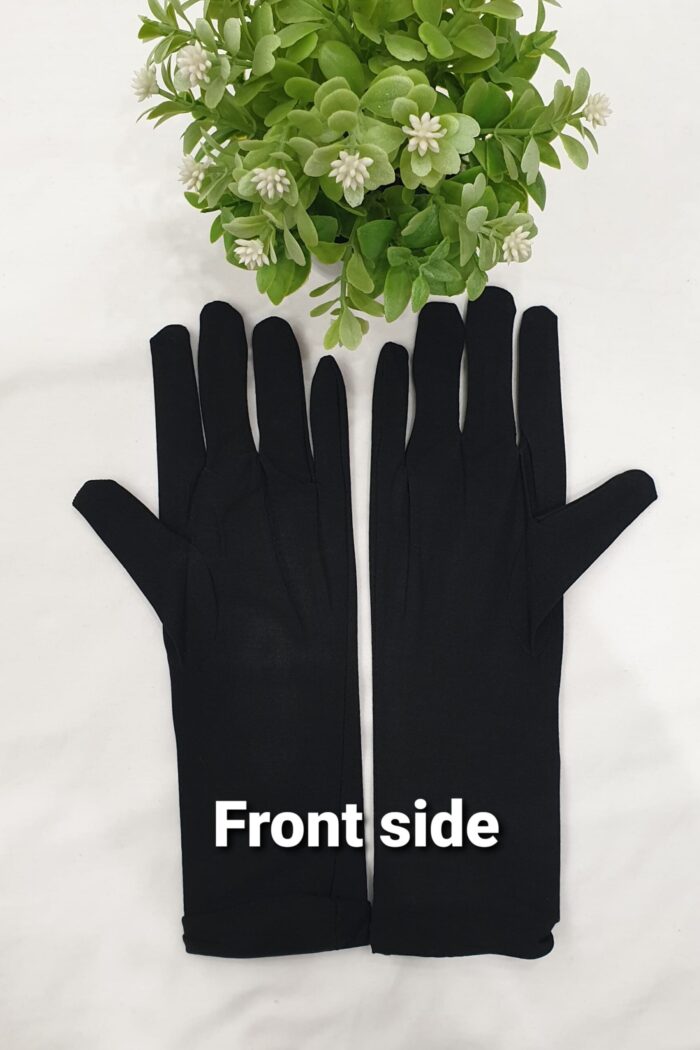 Black Nylon Hijabi Gloves – Elegant Coverage with Floral Motif