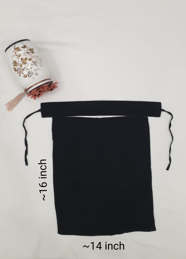 Black Saudi Niqabi - Single Layer with Buckram (Forehead Support) - Image 2
