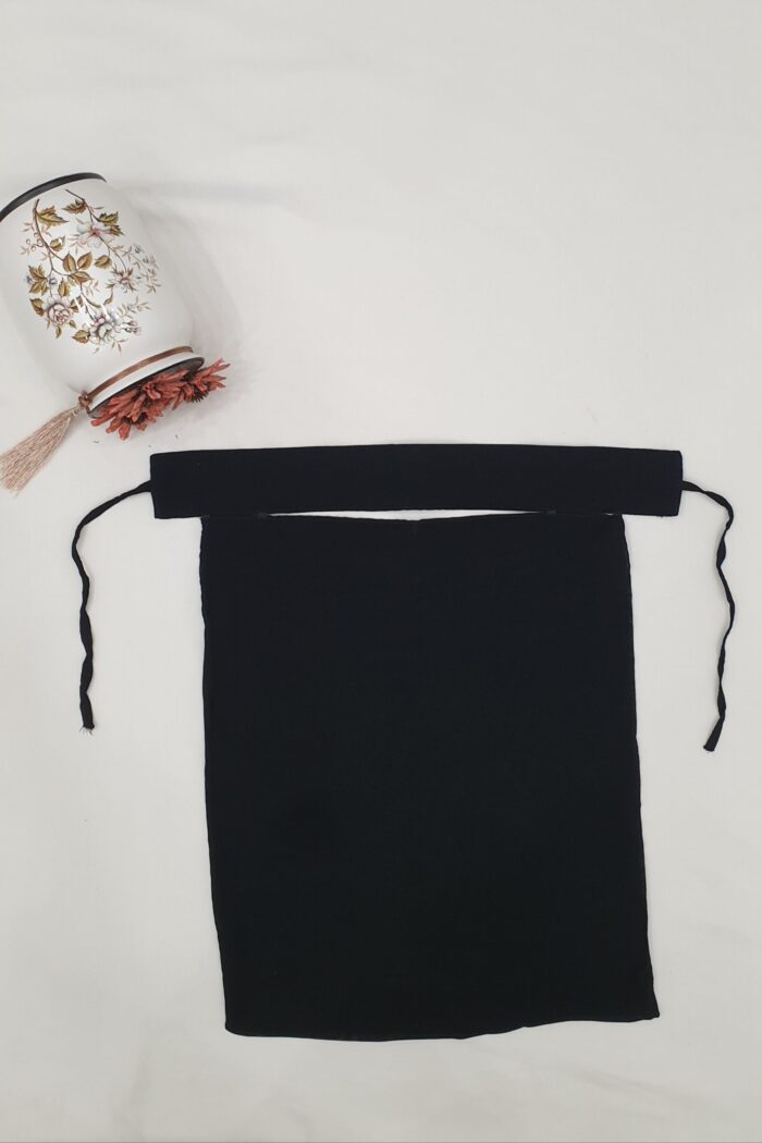 Black Saudi Niqabi - Single Layer with Buckram (Forehead Support)