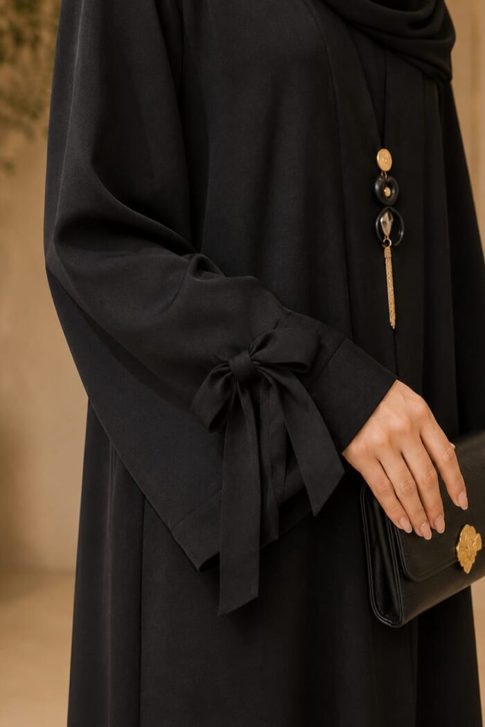Double patti ajwa abaya cuff bow flower detail in black