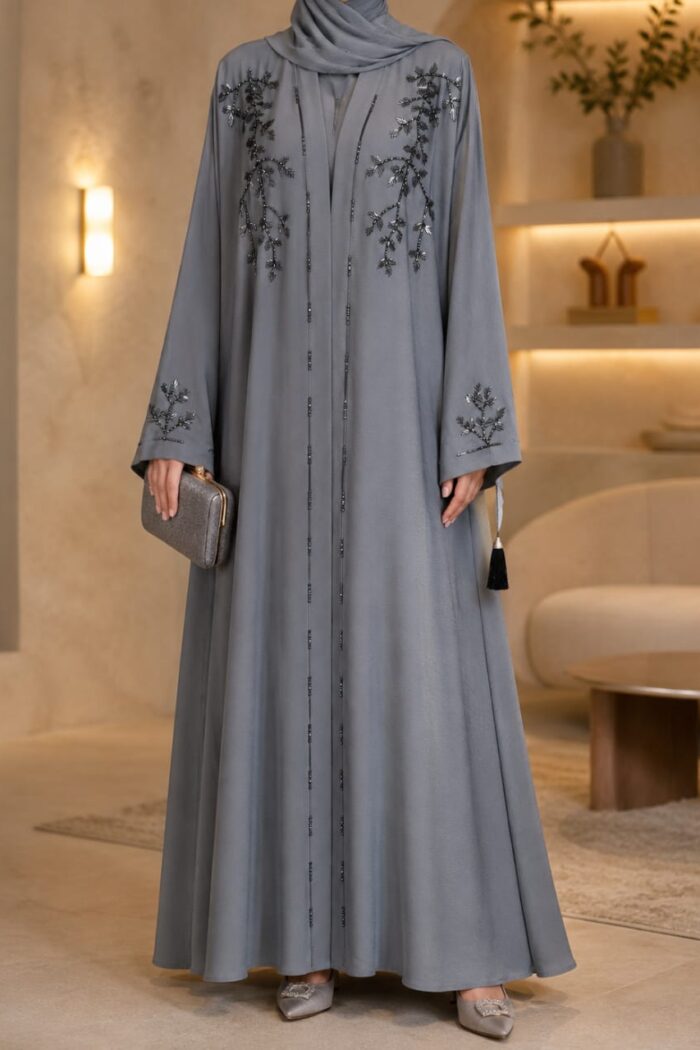 Zoom Arabian Katdana Abaya in cashmere silver, front view with katdana embroidery on shoulders and open front
